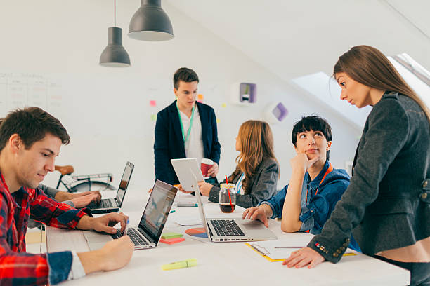 Team Meeting in the Office - Nicepixels